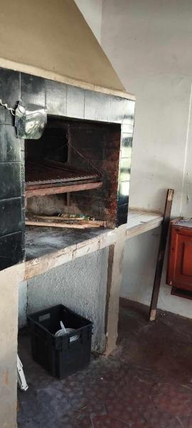 Casa, quincho, garage y parque.apta 10 personas